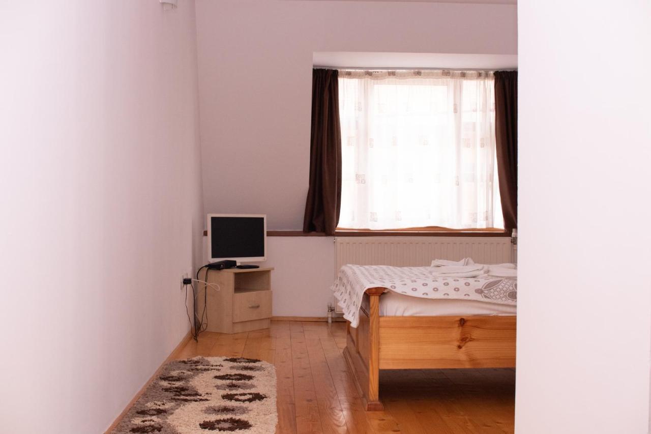Bicaz-Chei Hotel Ngoại thất bức ảnh