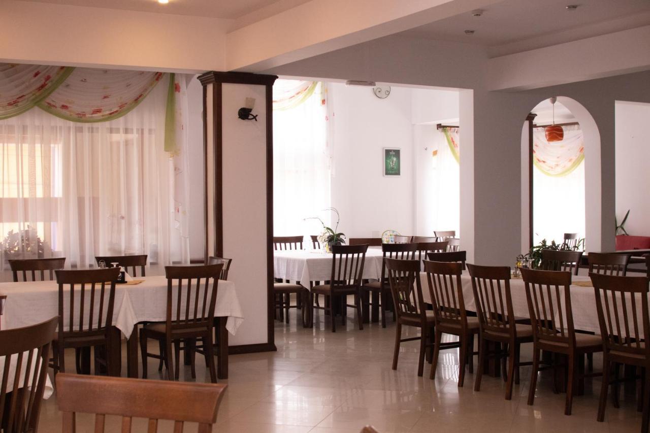 Bicaz-Chei Hotel Ngoại thất bức ảnh