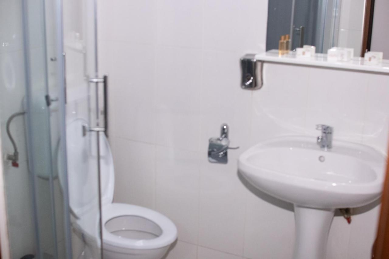 Bicaz-Chei Hotel Ngoại thất bức ảnh